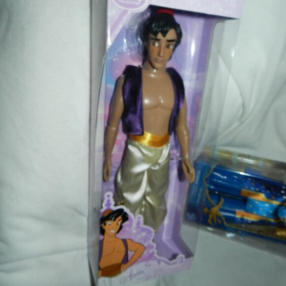 Disney Store Classic Prince Aladdin Doll 12 inches🆕FAST🏃‍♀️⚡🚚 - Picture 2 of 15